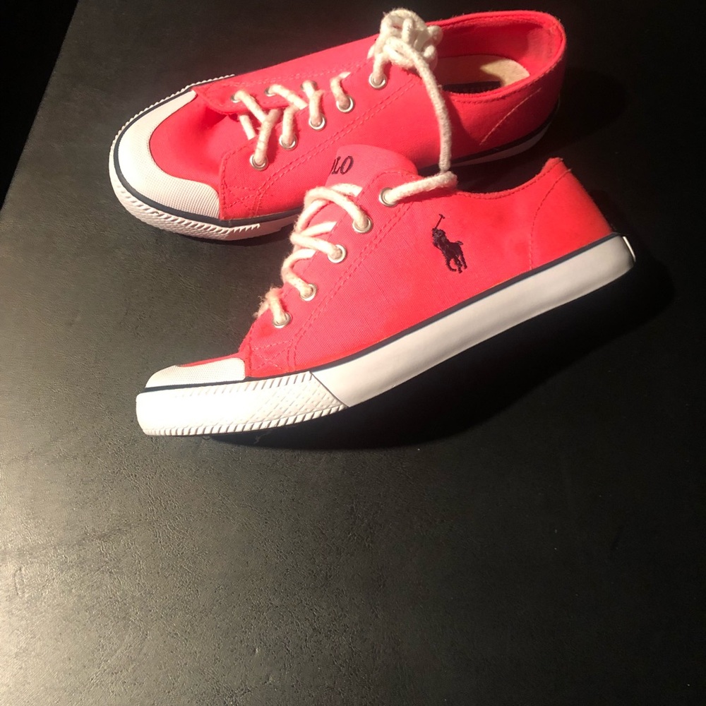 Shoes - Picture 3 of 4